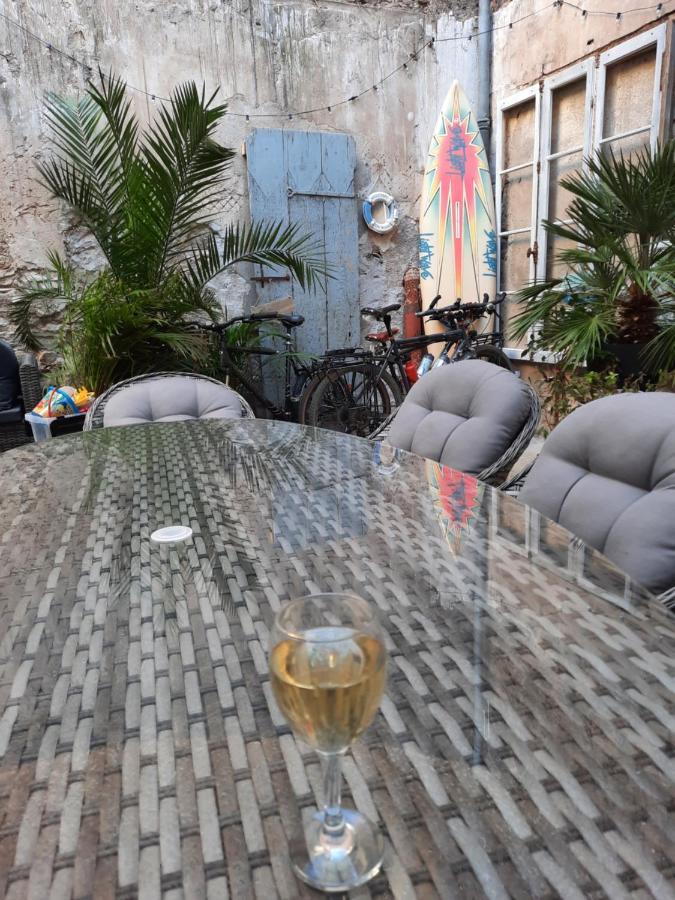 Maison du Coquelicot Tourouzelle Extérieur photo